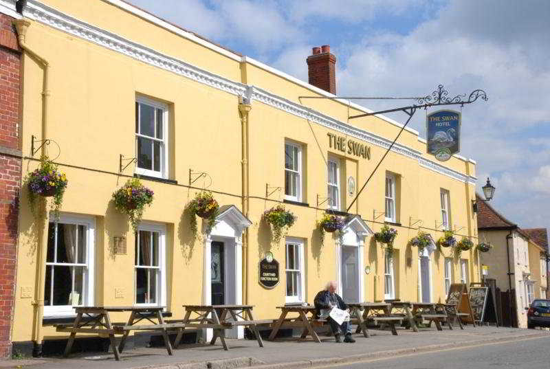 Swan Hotel By Greene King Inns Thaxted Eksteriør bilde